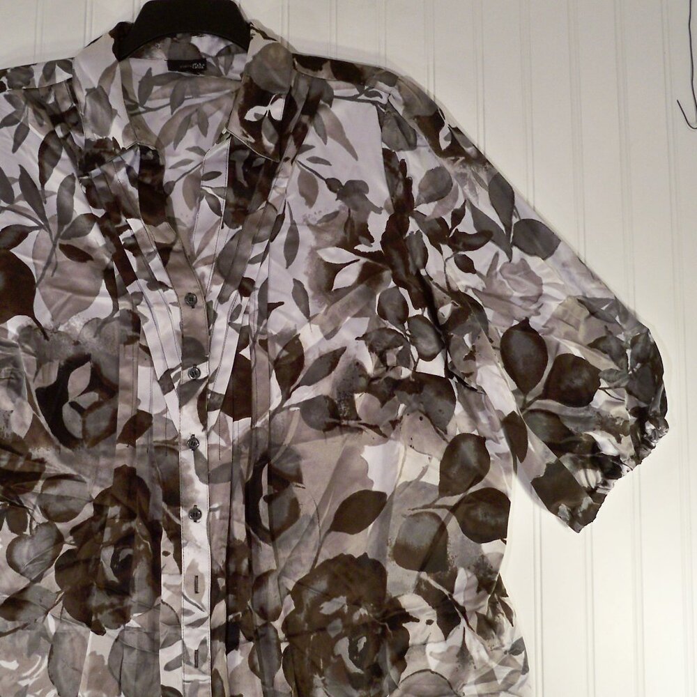 East5TH Woman, Floral Button Up *Shirt, 3X